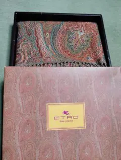 ETRO エトロ　ひざ掛け　ウール　日本製　未使用　西川産業ペイズリー柄　レッド ETRO エトロ ひざ掛け ウール 日本製 未使用 西川産業ペイズリー柄