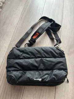 topologie ブラック ボトルサコッシュラージ