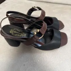 ストラップサンダル 230サイズ 黒と茶色