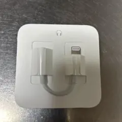 純正品 iPhoneイヤホン 変換アダプタ