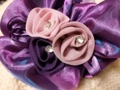 綺麗すぎる♡紫とピンクの花モチーフシュシュ