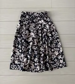 BANANA REPUBLICバナナリパブリック　ひざ丈フレアスカート