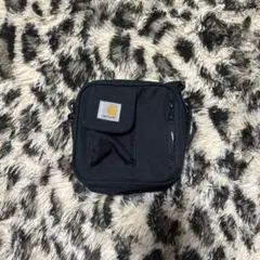 Carhartt ブラック ショルダーバッグ