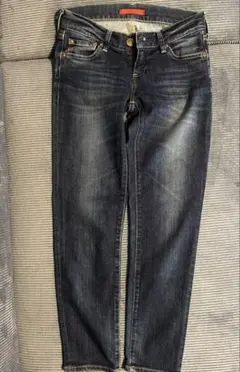 【美品】RED CARD スキニーデニム ダークブルー　サイズ23