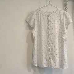 ワールドindex 花柄刺繍ブラウス ホワイト 半袖のサムネイル