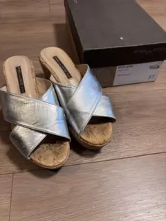 ペリーコサニー　サンダルのサムネイル