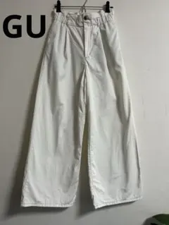 GU ホワイト　ライトデニムパンツ M