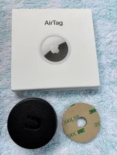 新品未使用　Apple AirTag エアタグ 本体とマグネットケース