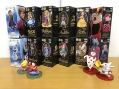 ディズニーキャラクターズ　ワールドコレクタブルフィギュア　16点セット