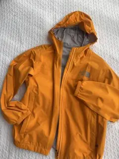 THE NORTH FACE フード付きオレンジジャケット　140