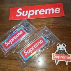 Supreme ホログラムキーホルダー 2個セット