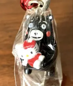 【商品タグ付き】熊本限定 ハローキティ＆くまモン 根付け ストラップのサムネイル