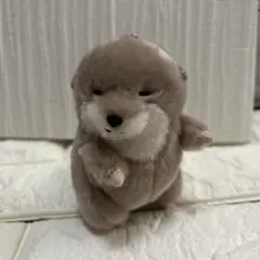 新品　くったりカワウソの赤ちゃんハグハグのサムネイル