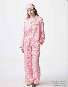 ジーユーGUサテンパジャマ THE POWERPUFF GIRLS パワーパフ