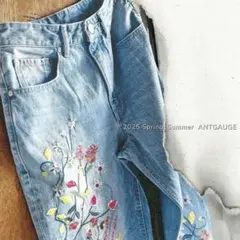新品タグ付き半額以下！アントゲージ antgauge 刺繍デニム　ジーンズのサムネイル