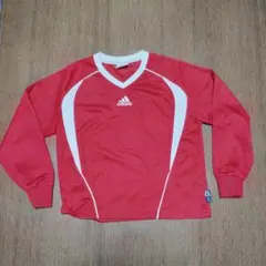 adidas レッド 長袖 Vネックシャツ
