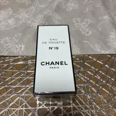 CHANEL N°19 Eau de Toilette 80% vol.
