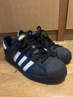美品　adidas skateboarding スーパースター24.0cm