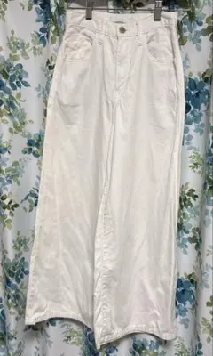 UNIQLO ユニクロ ジーンズ ホワイト ワイド 23 58.5cm