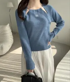 テープリボン使い胸刺繍ニットプルオーバー