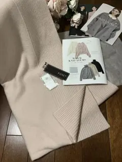 FOXEY 24万FOXfurカシミヤ100%フーディストール極美品　rene 2025年最新】Foxey レディース ストール・ショールの人気アイテム