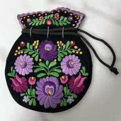 ハンガリー　カロチャ刺繍　花柄刺繍　BUDAPEST 巾着袋