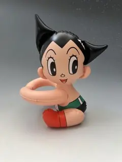鉄腕アトム 空気ビニール人形 当時物 レア レア✨️鉄腕アトム 空気ビニール人形 トヨタホーム 腕はめ用にも