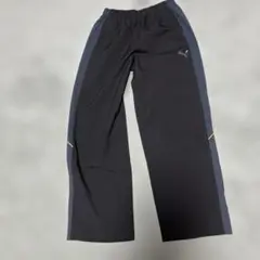 Puma 黒 ジャージパンツ サイドストライプ
