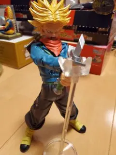 ドラゴンボール トランクス フィギュア