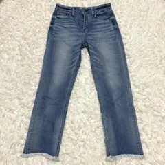 Item thumbnail for item ad9df0a0-2249-4937-8fe7-e19a2332702b