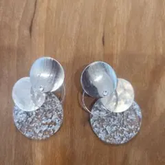 シルバー クリスタル付き ピアス