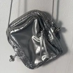 シルバー メタリックショルダーバッグ