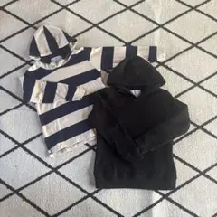 フード付きストライプシャツとブラックトレーナーセット