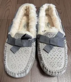 【UGG 】レディス　グレー モカシン リボン付き