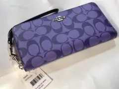 COACH コーチ　C4452 パープル長財布