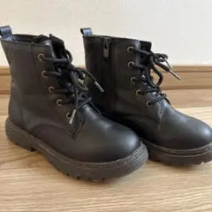 ブラックレースアップブーツ　20㎝