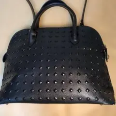 fleur フルール スタッズ型押しバッグ ブラックのサムネイル