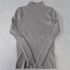 セーター　フリーサイズ　リブ編み　ハイネック　ニット　トップス　グレー　細見え