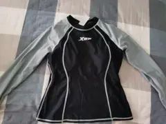 Xtep ラッシュガード＆スポーツレギンスセット