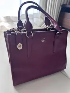 COACH 鞄　ワインレッド　ショルダーストラップ着脱可