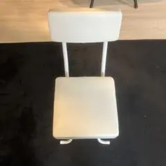 ホワイトシンプルチェア
