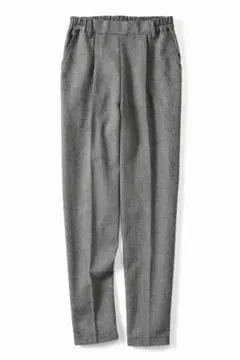 リブ イン コンフォート テーパードパンツ