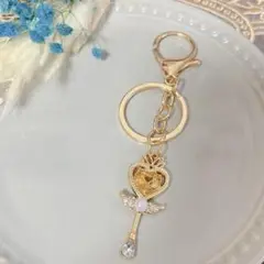 魔法使いのステッキ　かキーホルダー　イエロー