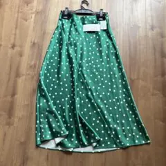 新品 THE NEWHOUSE 定価￥3万9000円 ロングスカート 水玉