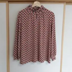 ドゥクラッセ　DoCLASSE　幾何学模様 長袖シャツ　ハイネック　L