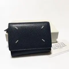 極美品Maison Margiela 三つ折り財布 ステッチ ネイビー 箱付きのサムネイル