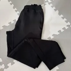 ユニクロ　ウルトラストレッチドライスウェットパンツ　キッズ150cm ブラック