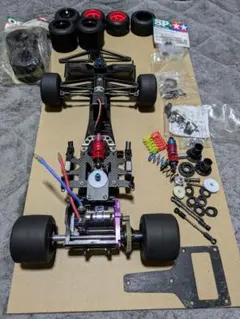 【絶版品 新品未使用品！】タミヤ 1/10 F103  シャーシ 未走行車 新品 タミヤ RC限定シリーズ 1/10RC F103RM (Tボディ付) | タミヤ