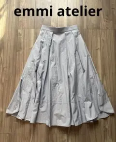 【新品未使用】emmi atelier ▶︎ フレアスカートのサムネイル