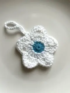 ポーチ　ミニポーチ　花ポーチ　小物入れ　かぎ編み　編み物　あみぐるみ